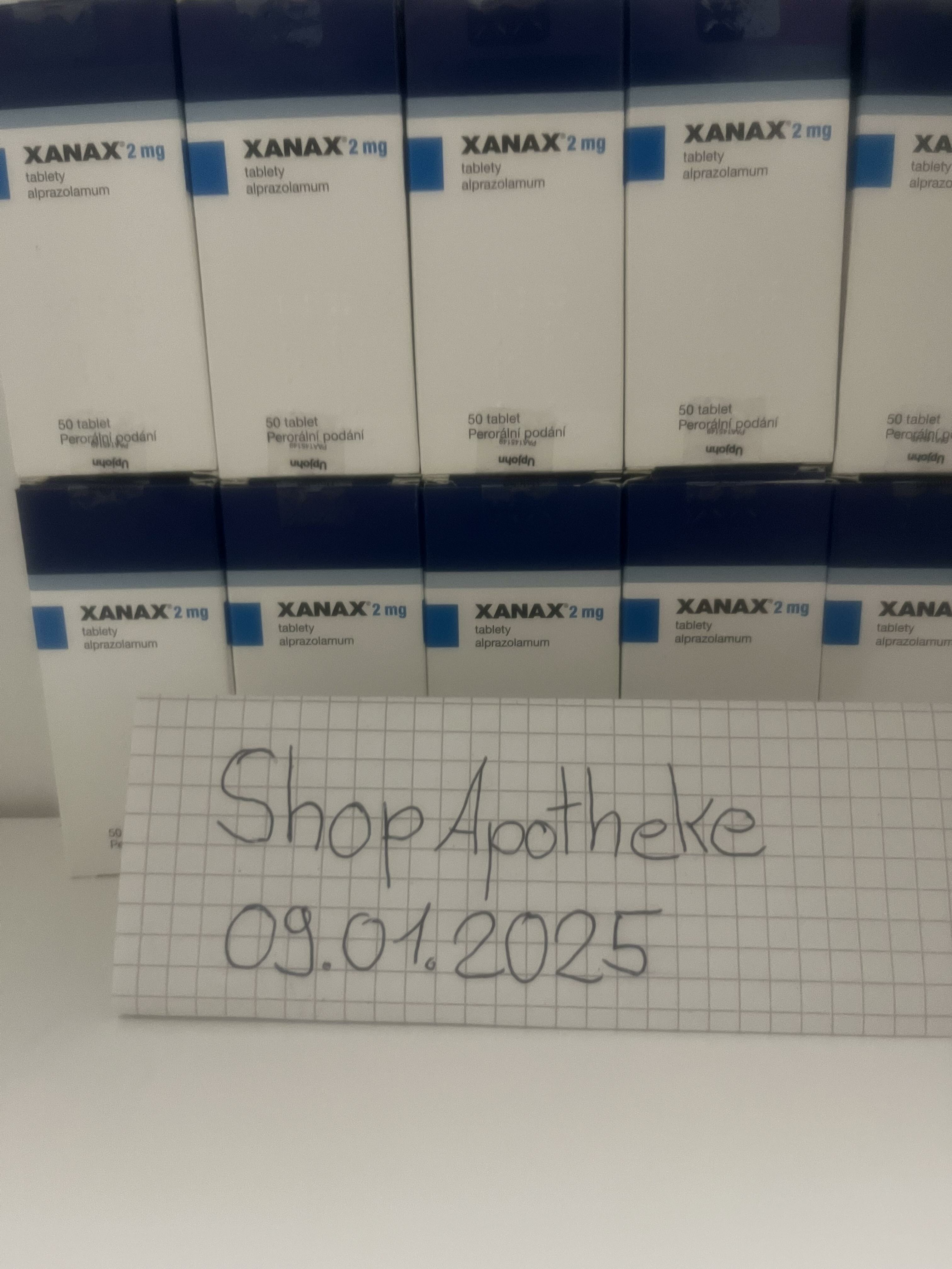 xanax.cleaned.jpeg.86dd52ab8a3e965b6b28596a81c01cf9.jpeg