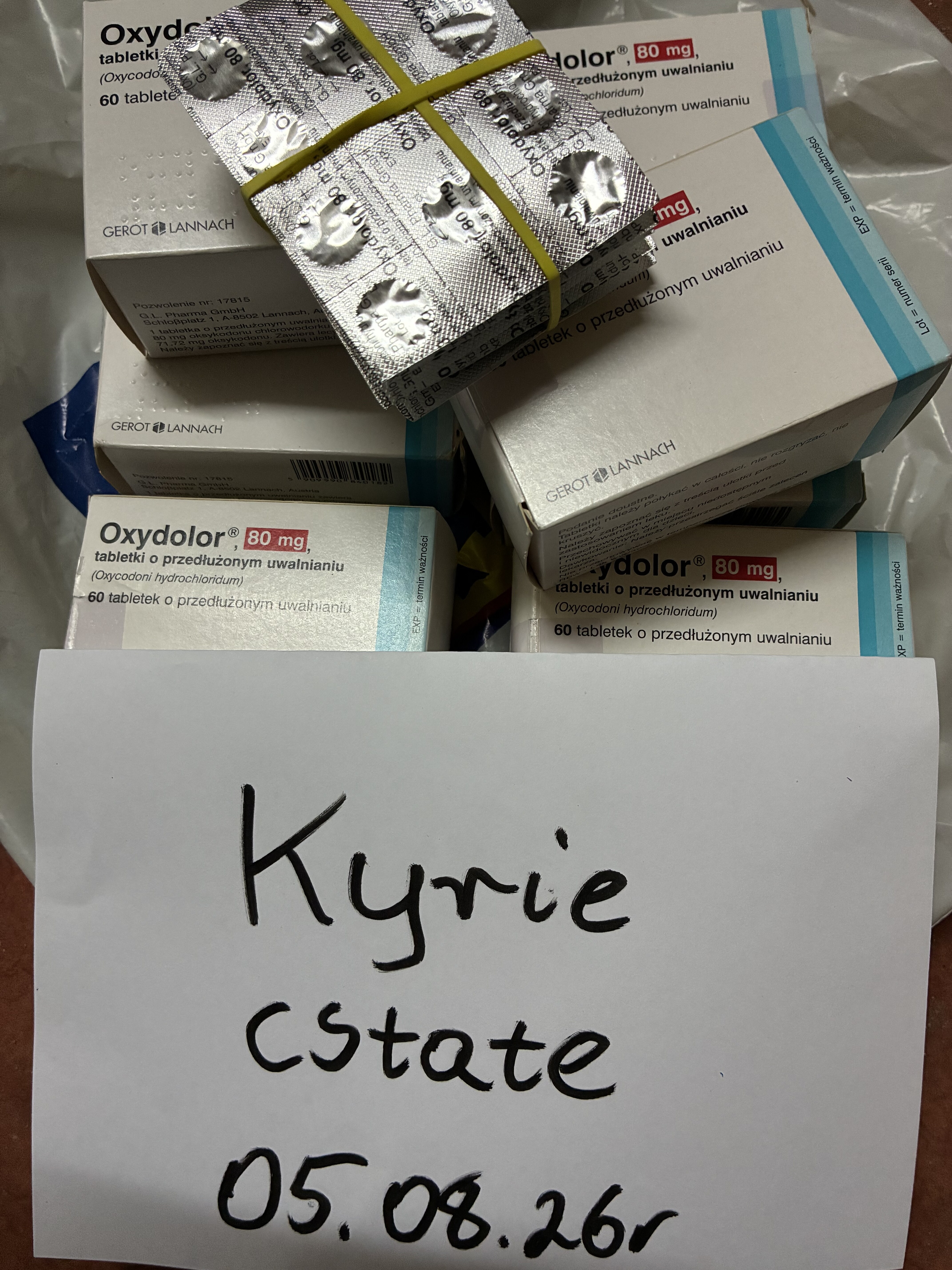 kyrie_cstate_oxy.jpg.737d06b2af8020341d1daf1f4ad49b9f.jpg